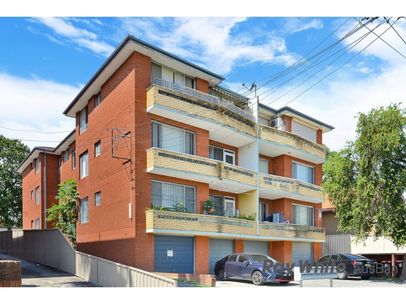 8/23 Wangee Road, Lakemba NSW 2195