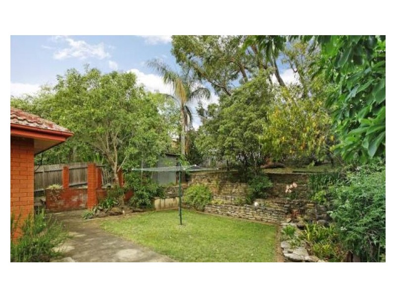 25 Farnsworth Avenue, Campbelltown NSW 2560