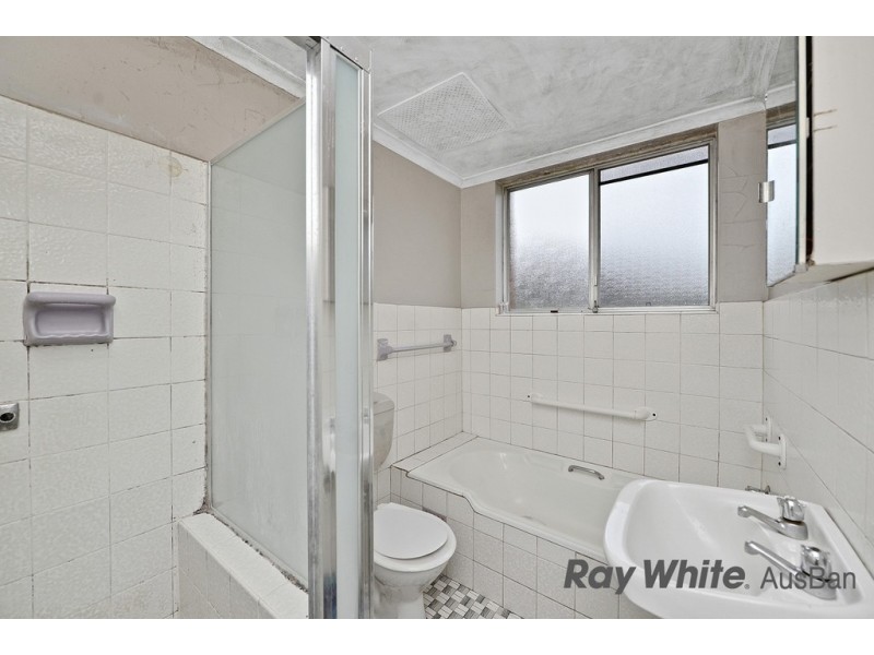 2/92 Hampden Road, Lakemba NSW 2195