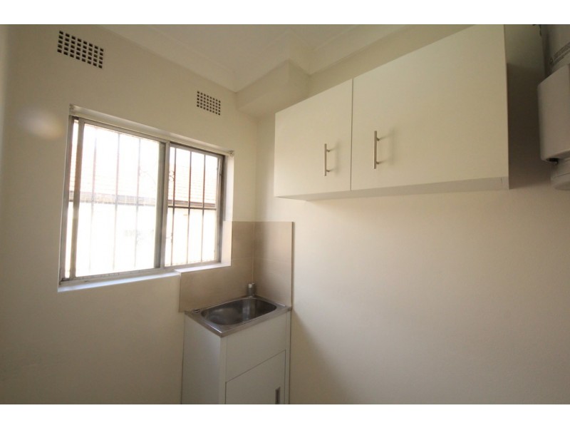 1/108 Ernest Street, Lakemba NSW 2195