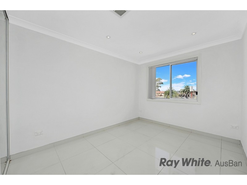 4/203 Newbridge Road, Chipping Norton NSW 2170