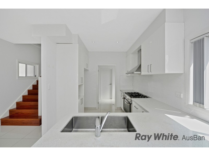 4/203 Newbridge Road, Chipping Norton NSW 2170