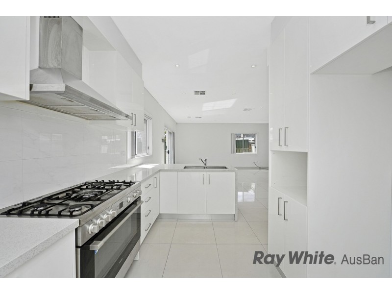 4/203 Newbridge Road, Chipping Norton NSW 2170