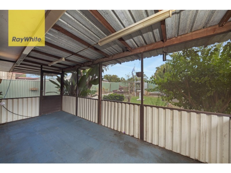 45 Hopping Rd, Ingleburn NSW 2565