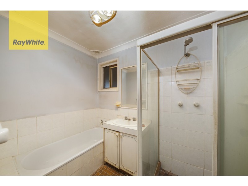 45 Hopping Rd, Ingleburn NSW 2565