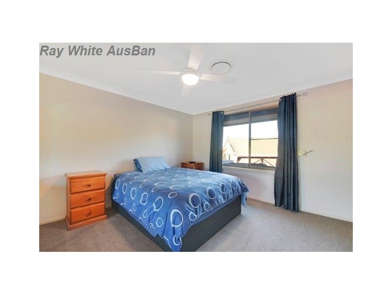 25 Shannon Place, Kearns NSW 2558