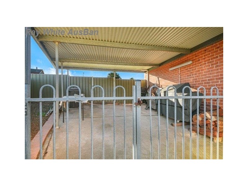 25 Shannon Place, Kearns NSW 2558