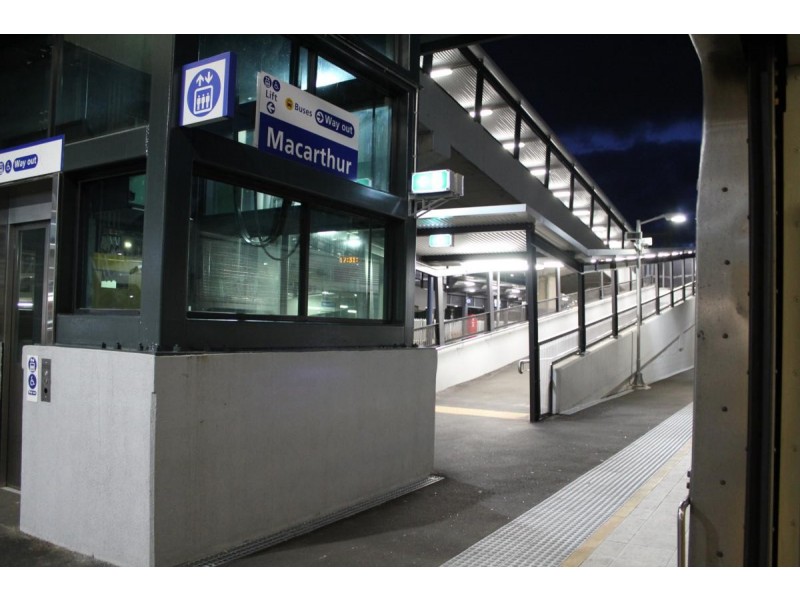 13 Heathfield Ave, Airds NSW 2560