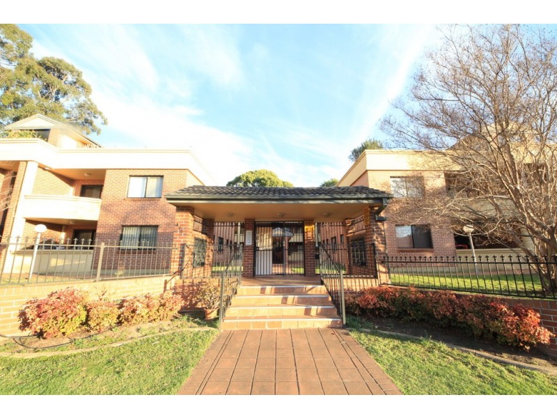 17/170 Greenacre Road, Bankstown NSW 2200