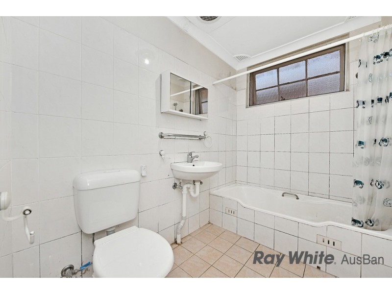 1/13 Myee Street, Lakemba NSW 2195