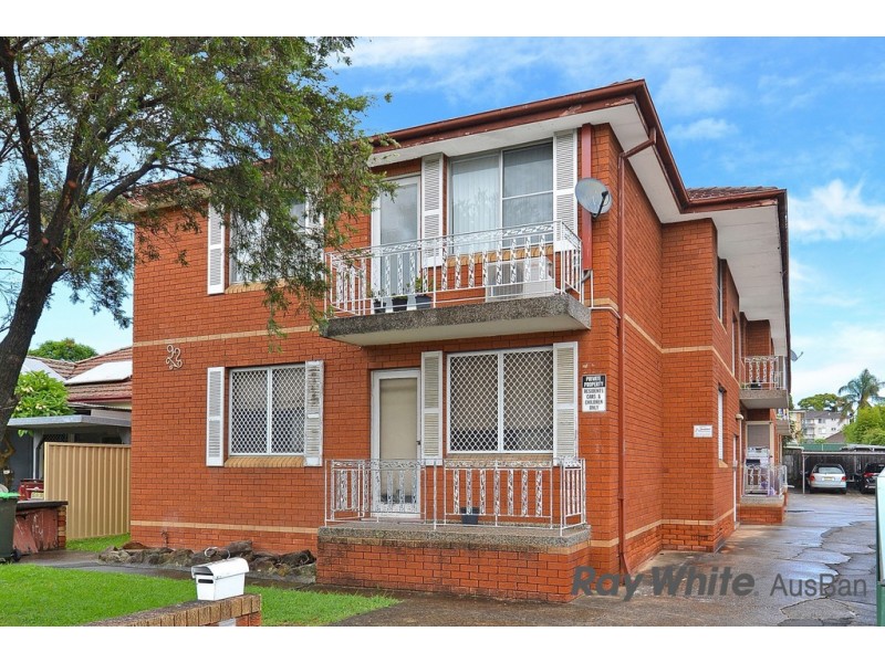 4/.92 Hampden Road, Lakemba NSW 2195