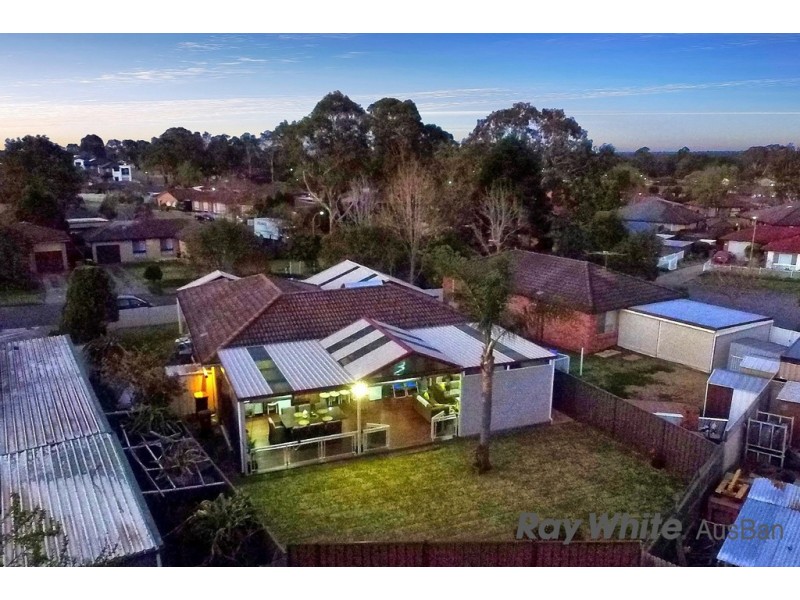 25 Ambrosia Street, Macquarie Fields NSW 2564