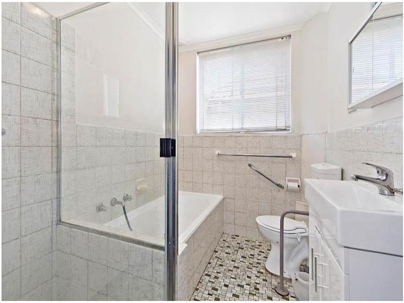 1/75 Warren Road, Marrickville NSW 2204