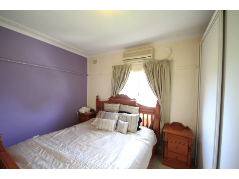 4 Dan Crescent, Lansvale NSW 2166