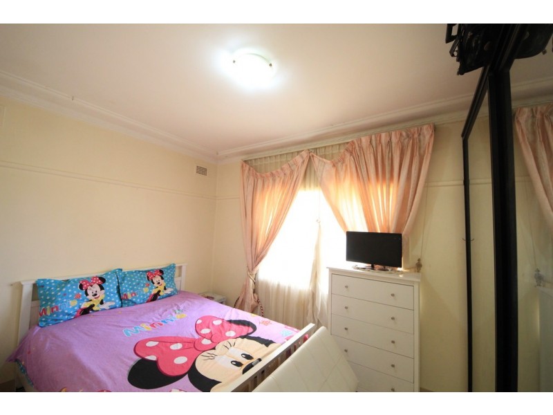 4 Dan Crescent, Lansvale NSW 2166