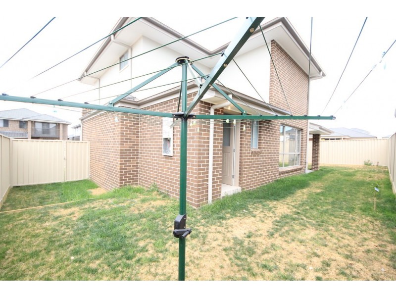 35 GALLIPOLI DR, Edmondson Park NSW 2174