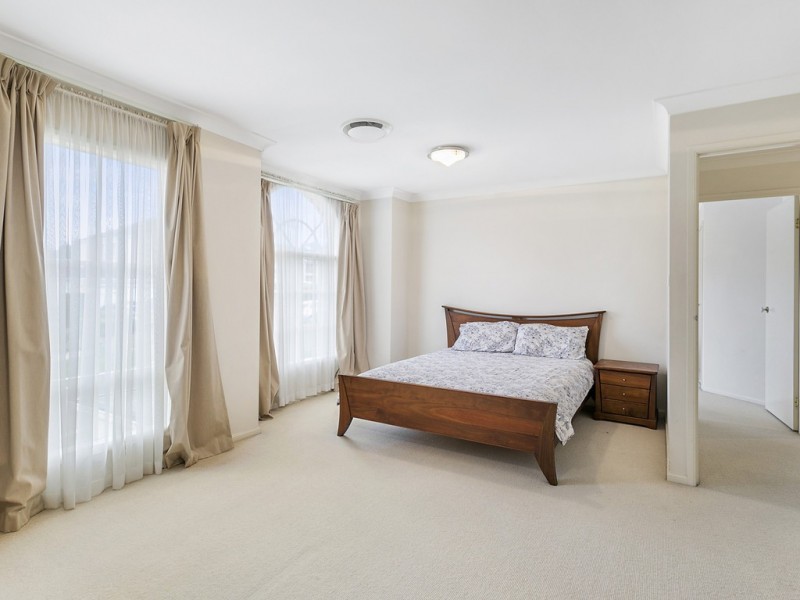 3 James Meehan Way, Macquarie Links NSW 2565