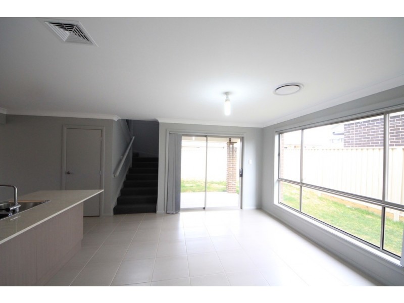 35. GALLIPOLI DR, Edmondson Park NSW 2174