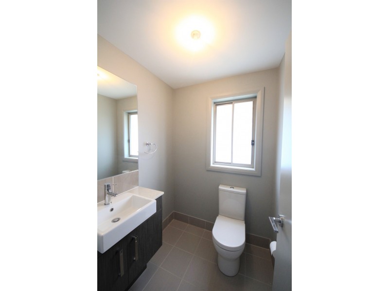 35 GALLIPOLI DRIVE, Edmondson Park NSW 2174