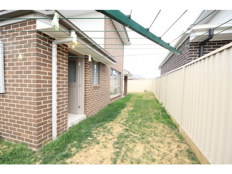 35 GALLIPOLI DRIVE, Edmondson Park NSW 2174