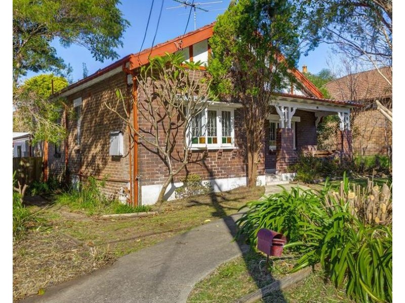 140 LAKEMBA STREET, Lakemba NSW 2195