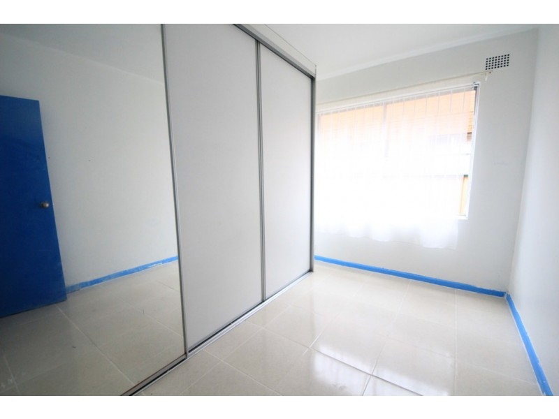 2/83 Hampden Road, Lakemba NSW 2195