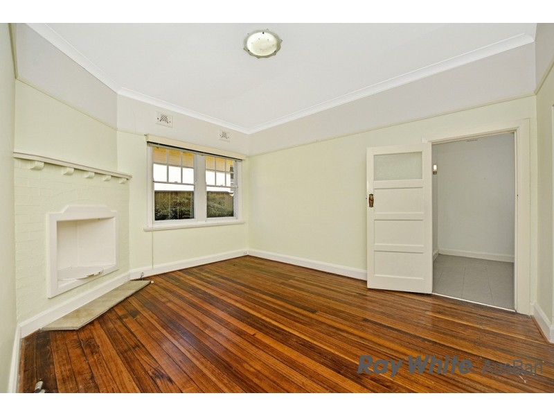 7 Legge Street, Roselands NSW 2196