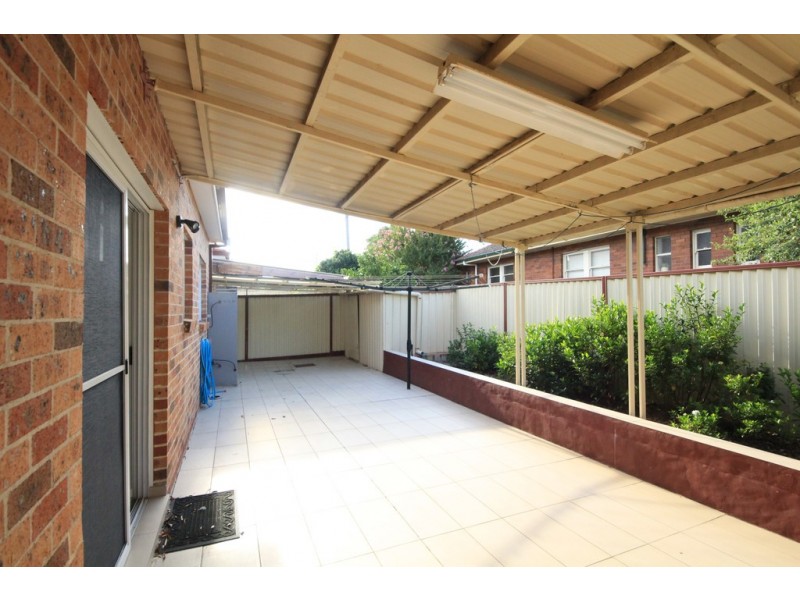 1/21 Christian Road, Punchbowl NSW 2196