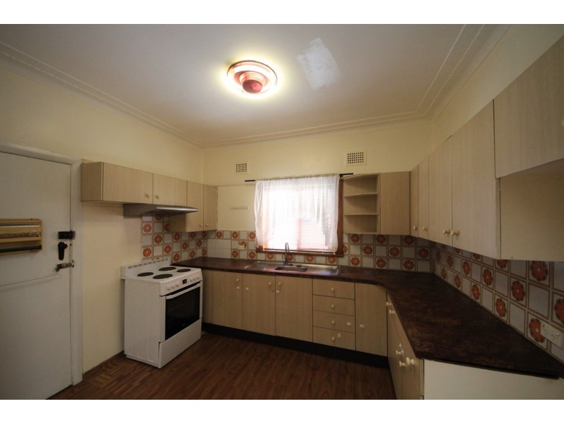 150. Juno Parade, Greenacre NSW 2190