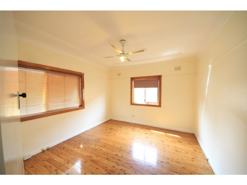 150. Juno Parade, Greenacre NSW 2190