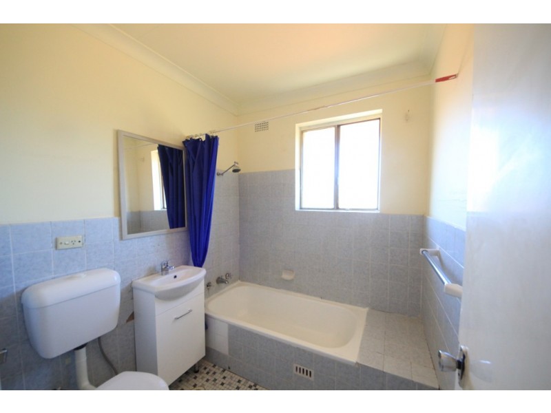 11/7 Myers Street, Roselands NSW 2196