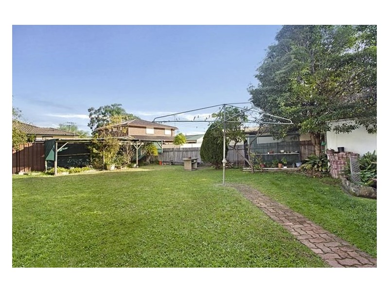 33 Sparkle Ave, Blacktown NSW 2148