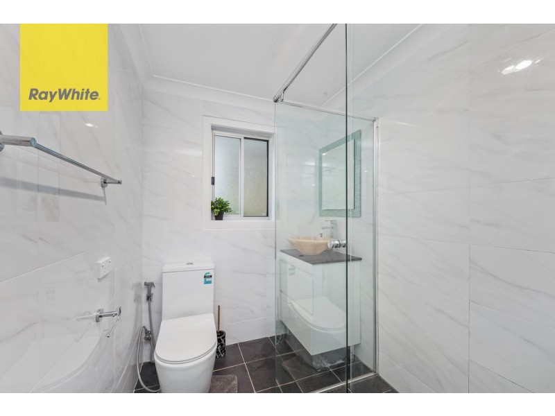 26 Tea Tree Cres, Macquarie Fields NSW 2564