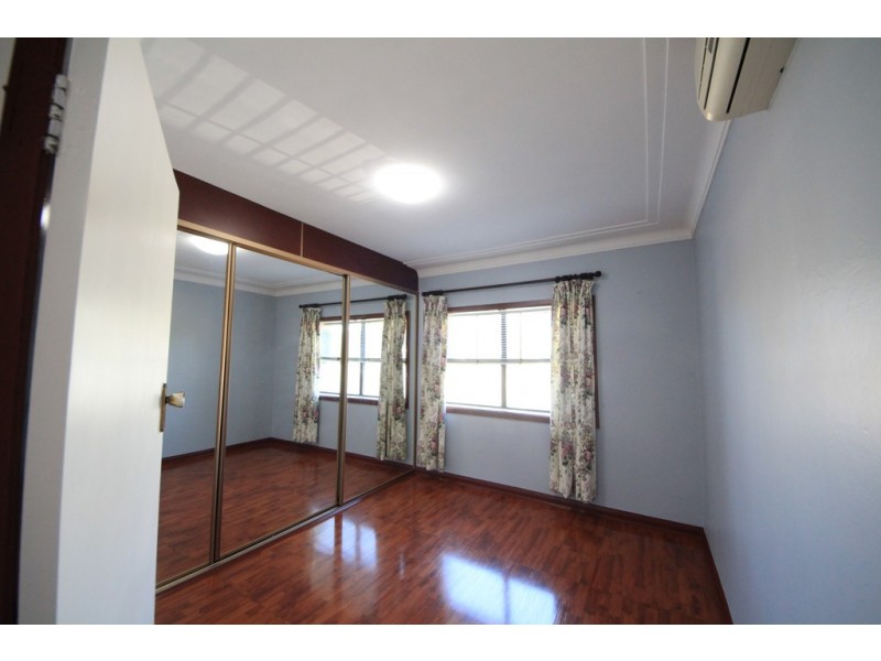 7A Lima St, Greenacre NSW 2190