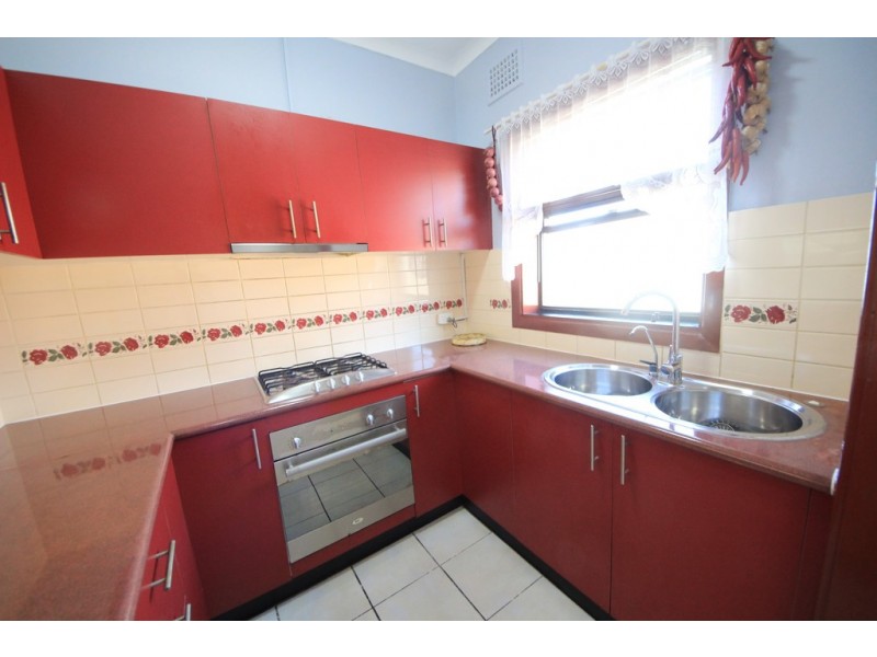 7A Lima St, Greenacre NSW 2190