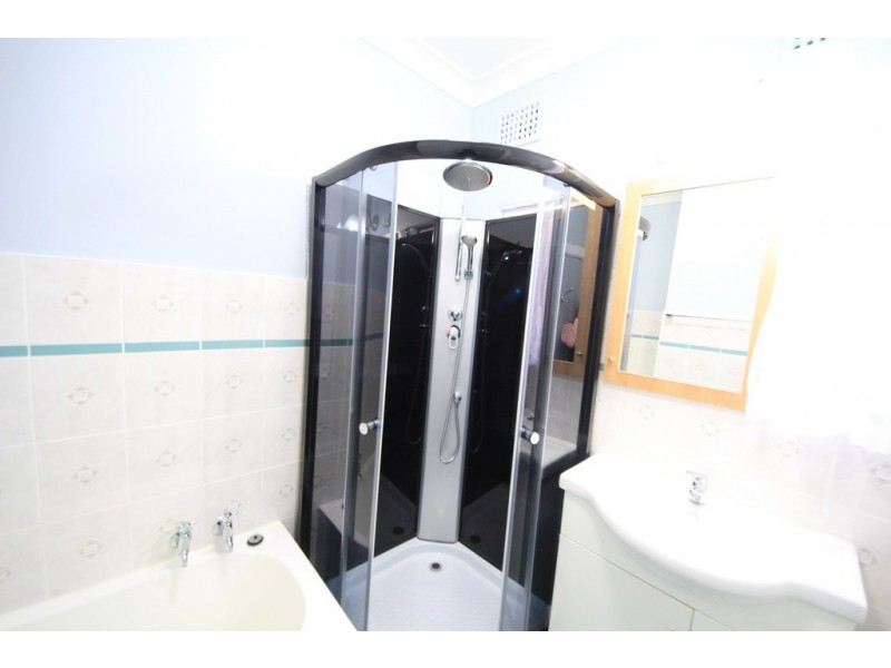 7A Lima St, Greenacre NSW 2190