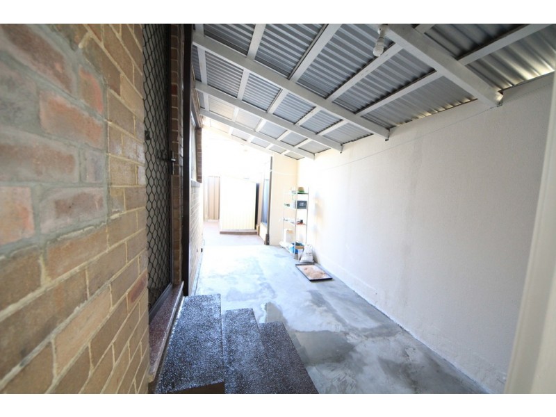 7A Lima St, Greenacre NSW 2190