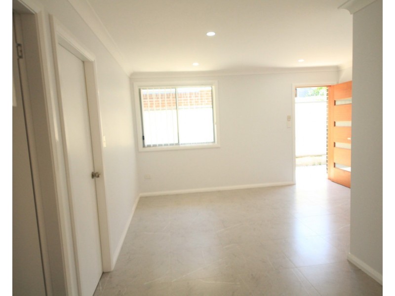 118A Acacia Rd, Greenacre NSW 2190