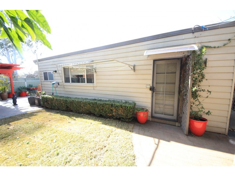 72A Tompson Rd, Panania NSW 2213