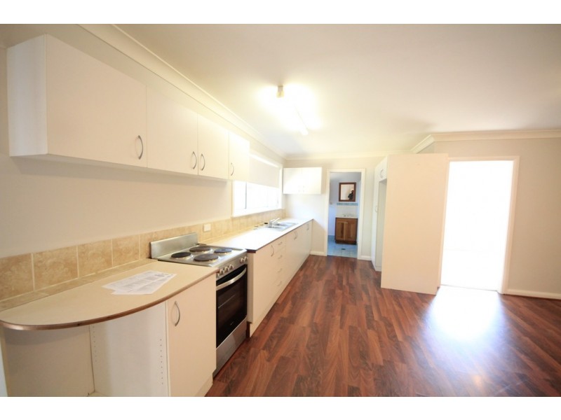 72A Tompson Rd, Panania NSW 2213
