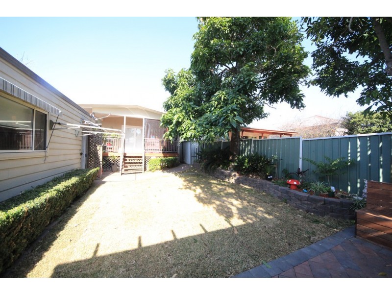 72A Tompson Rd, Panania NSW 2213