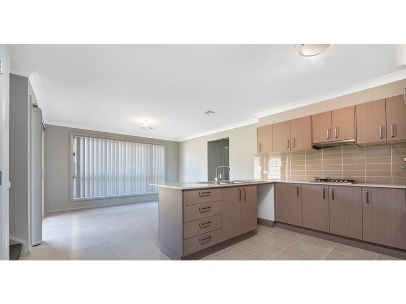 35 Gallipoli Drive, Edmondson Park NSW 2174