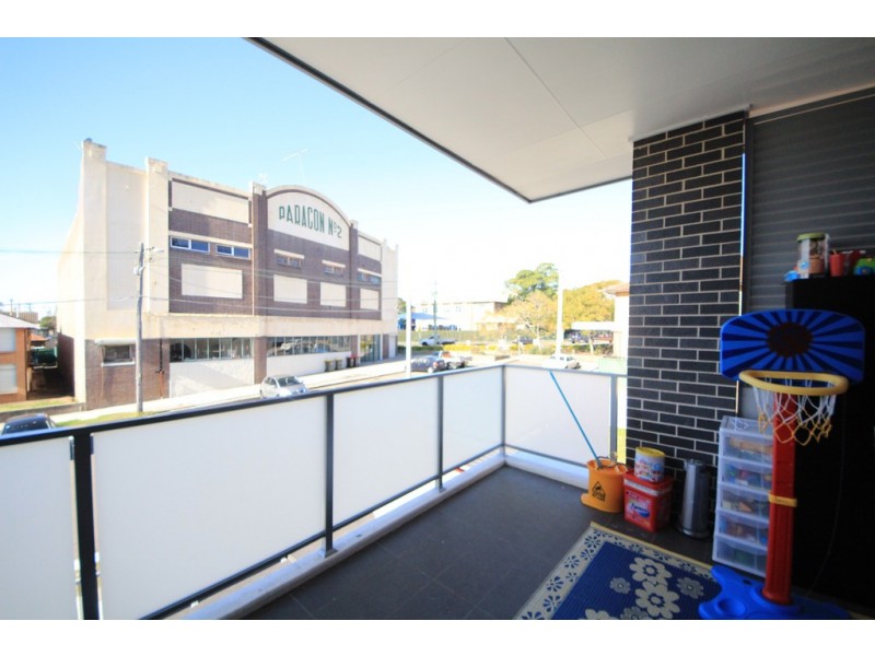 6./12 KNOX ST, Belmore NSW 2192