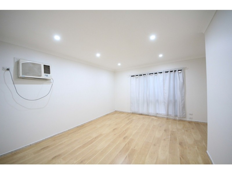 19 JUNO PARADE, Greenacre NSW 2190