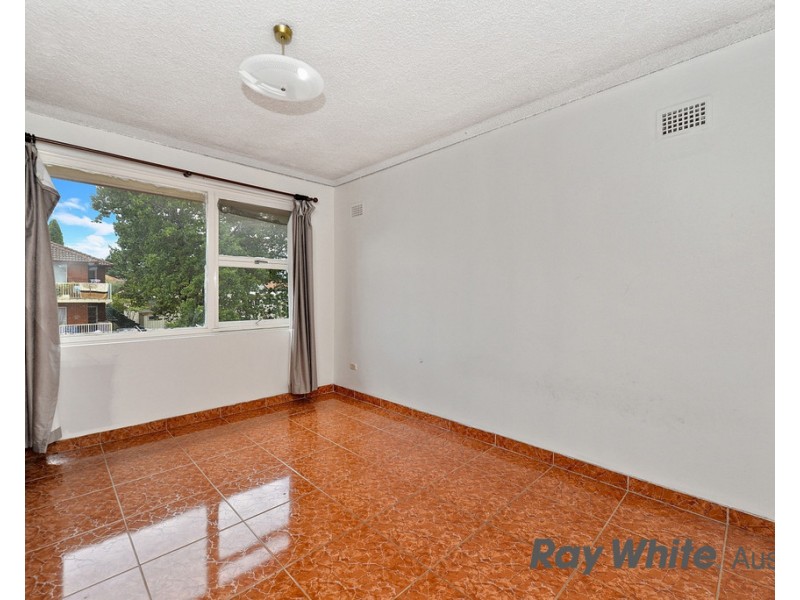10/27 Wangee Rd, Lakemba NSW 2195