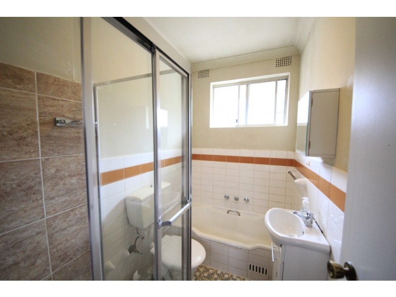 10/48-50 Hampden Road, Lakemba NSW 2195