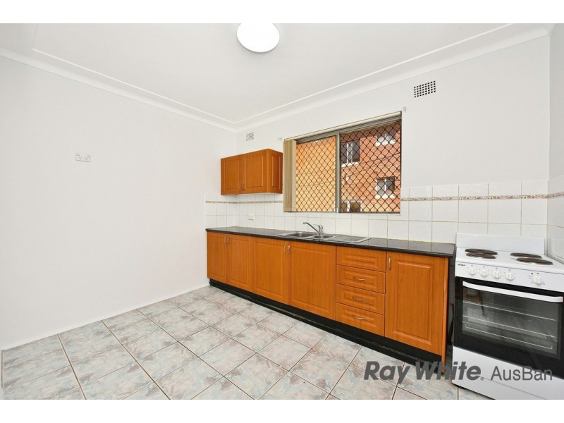 2/50 Fairmount Street, Lakemba NSW 2195