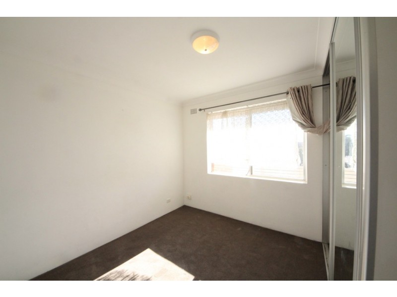 4/113 Sproule St, Lakemba NSW 2195