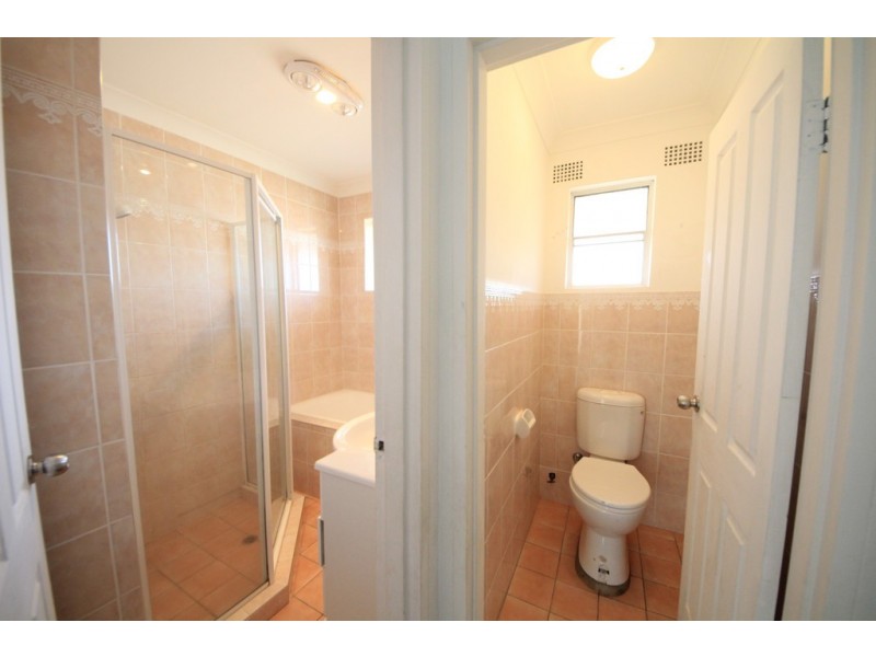 4/113 Sproule St, Lakemba NSW 2195