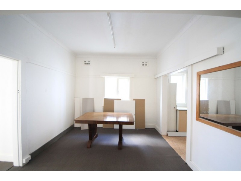 37 Shadforth St, Wiley Park NSW 2195